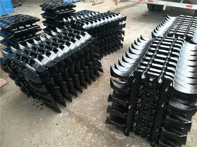 80/07LL 矿山技术 高效采矿与安全管理的融合创新